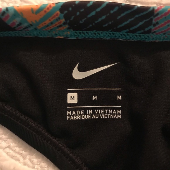 NIKE Tankini 2 piece swimsuit 🌴🌴 - Picture 11 of 14